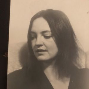 Meet your Posher, Lina